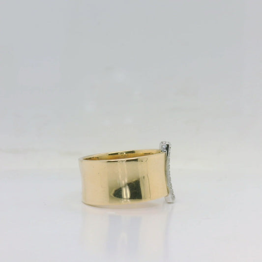 Concave Diamond Ring