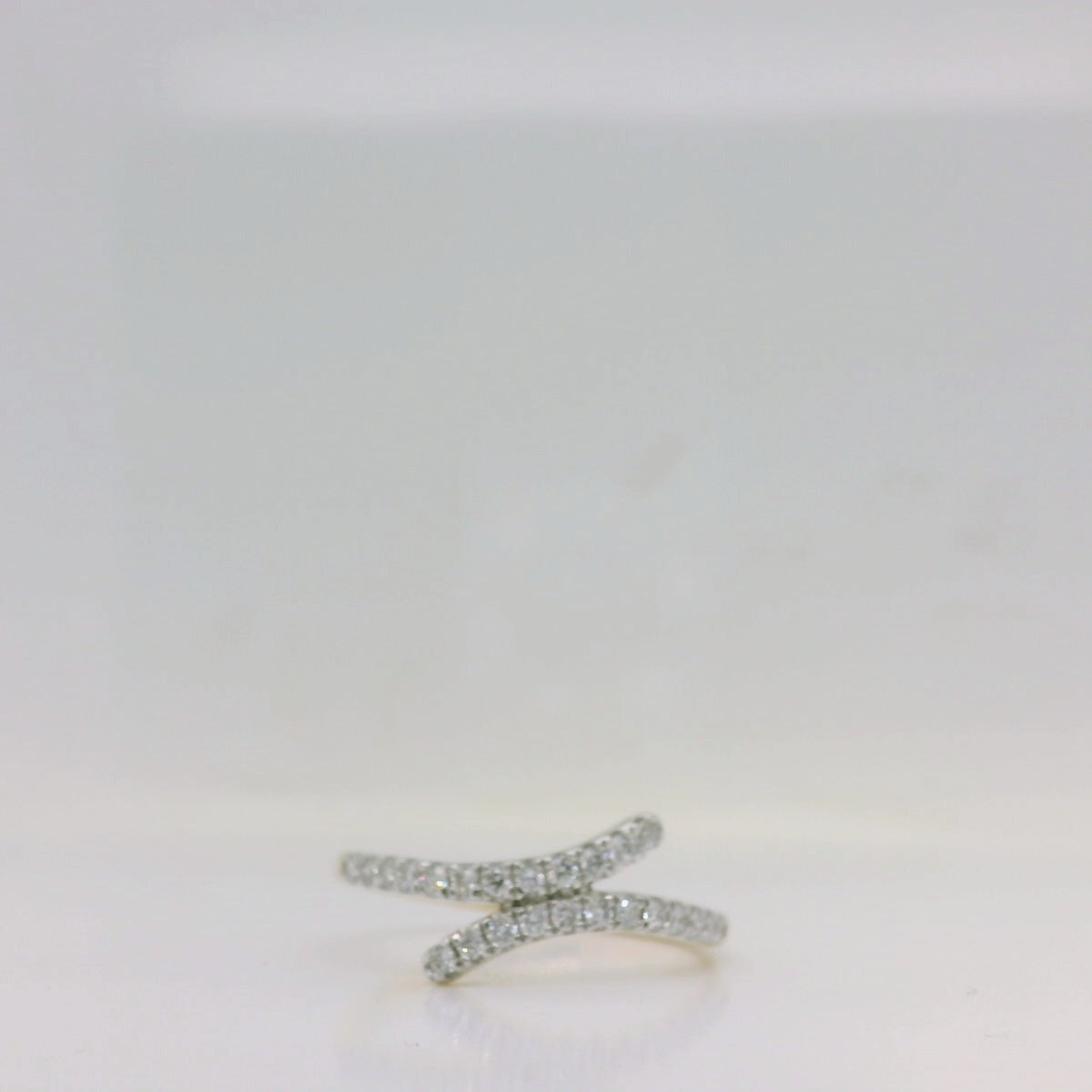 Crossover Ring