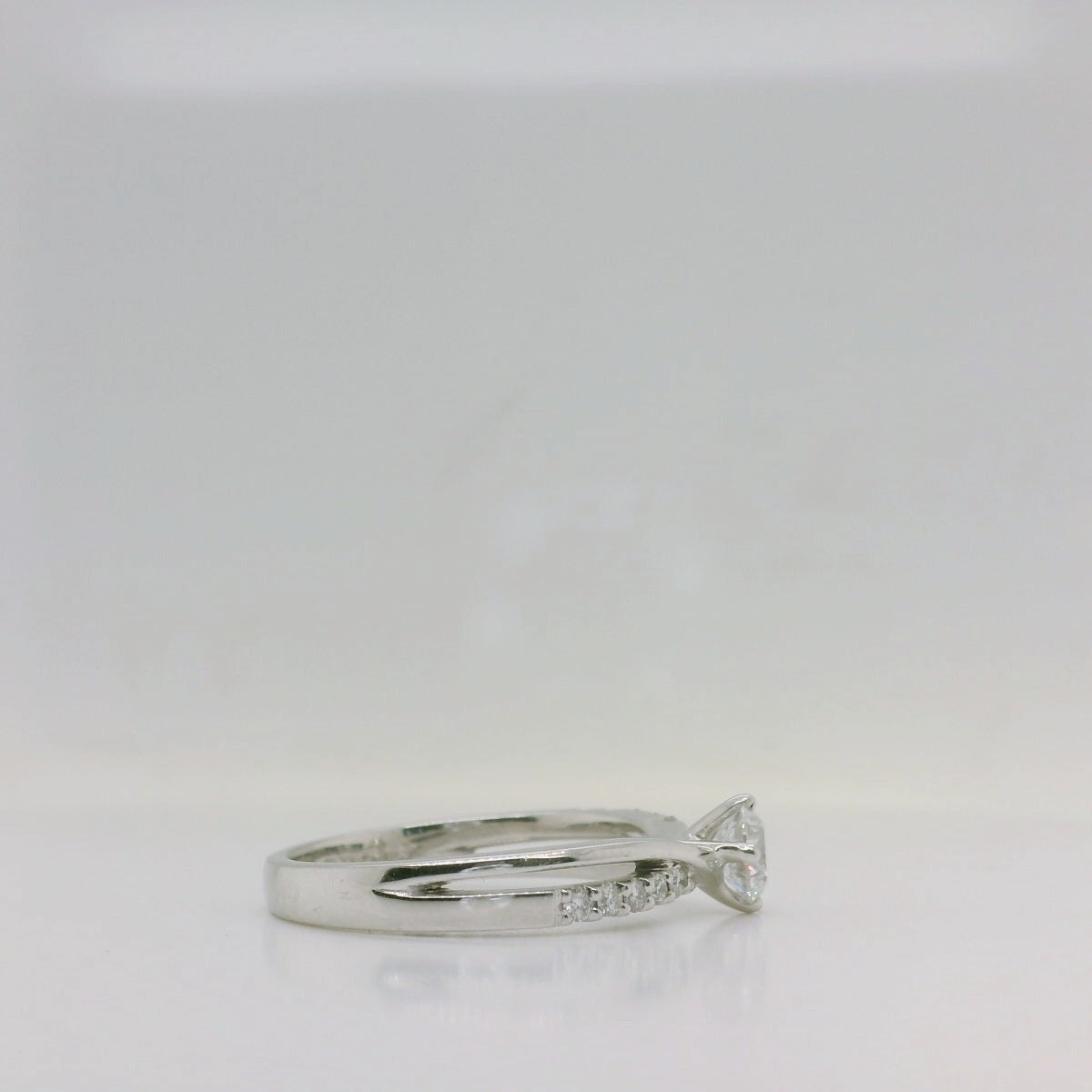 Diamond Double Crossover Ring