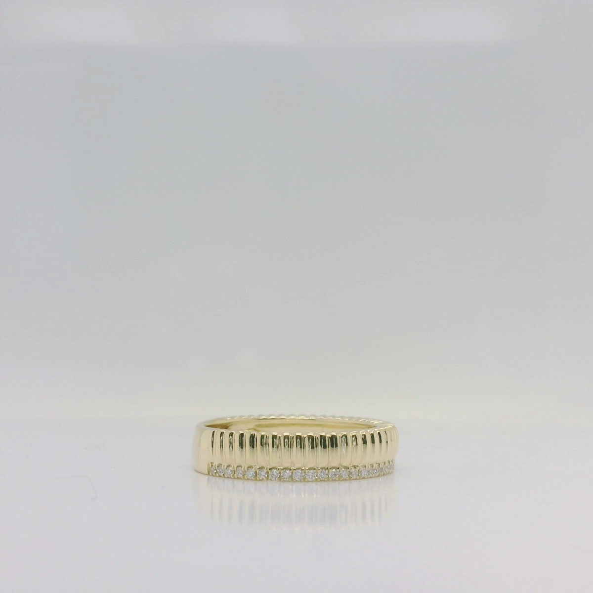 Diamond Patterned Ring