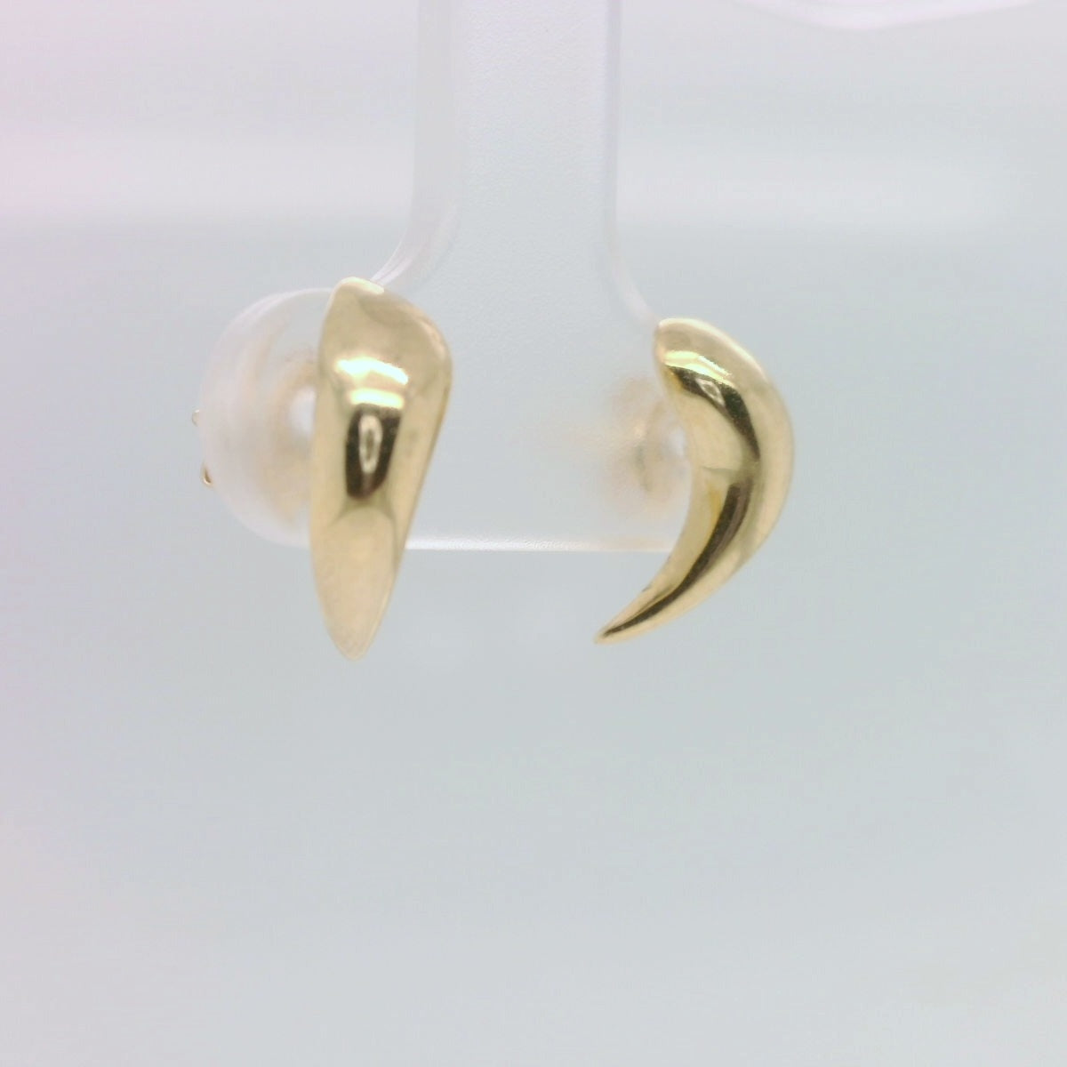 Curved Teardrop Earring