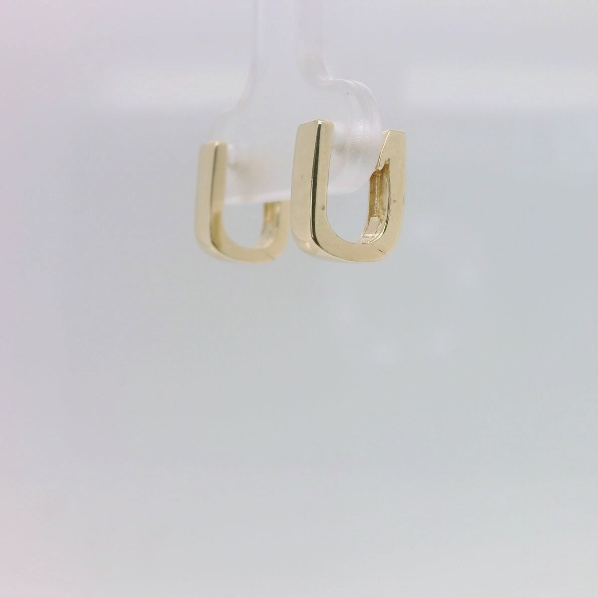 Small U Shape Huggies