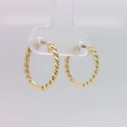 Elegant Gold Hoop Earrings