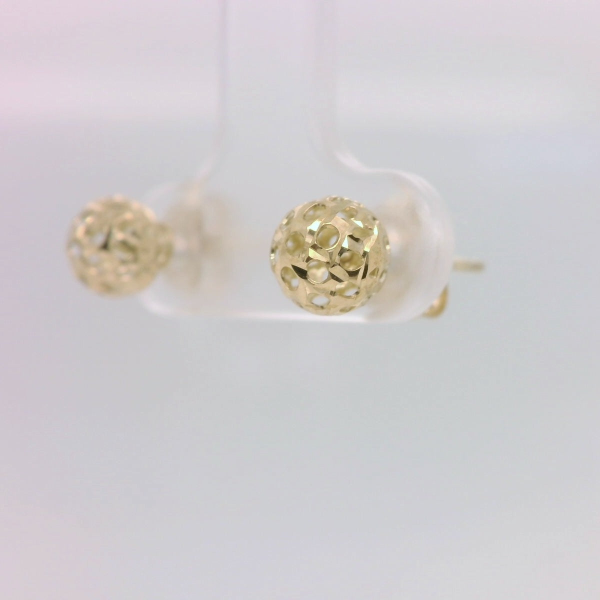 Cut-Out Ball Studs