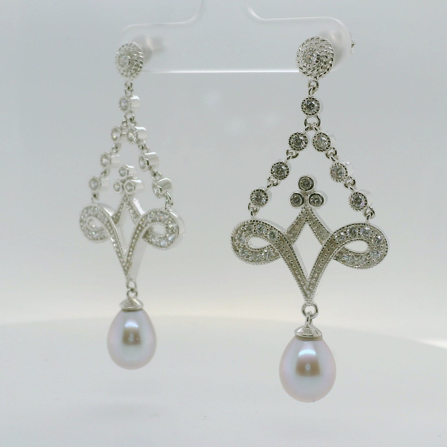 Vintage Pearl Drops