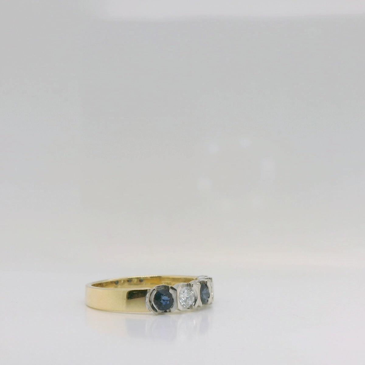 Semi Bezel Sapphire & Diamond Ring
