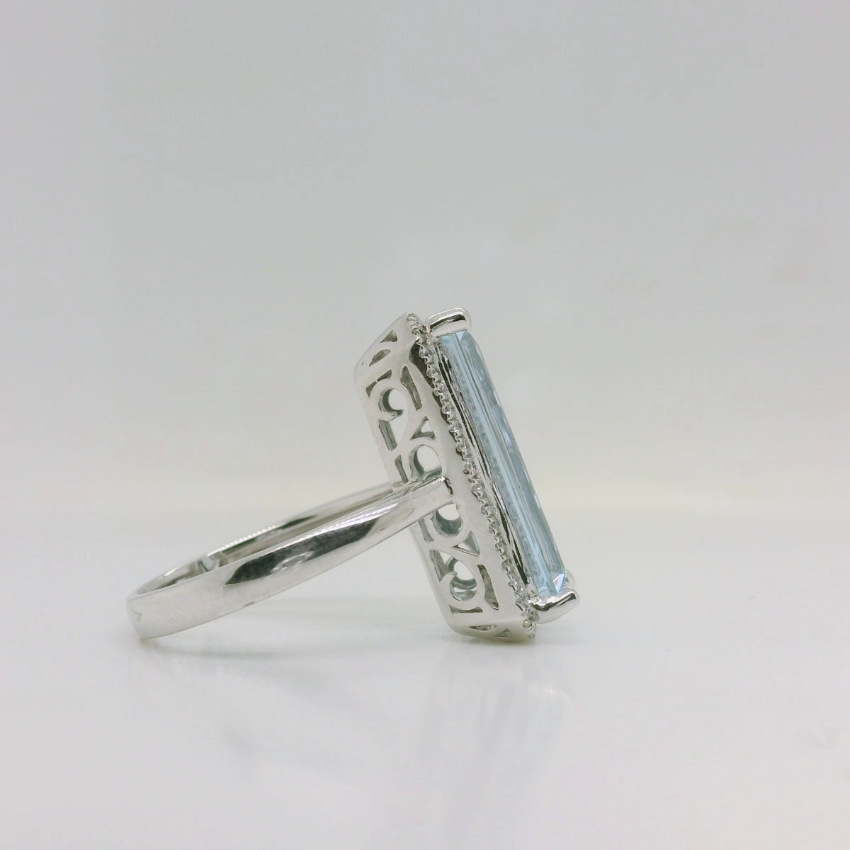 Aquamarine & Diamond Ring