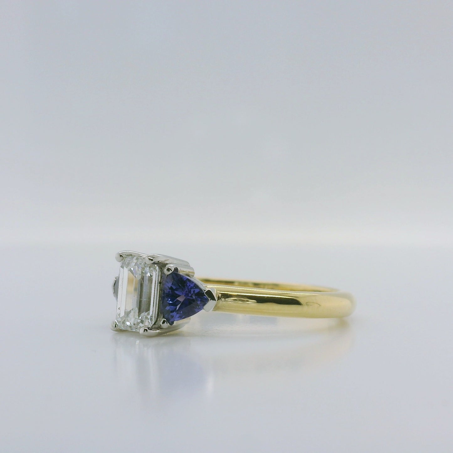Diamond & Tanzanite Ring