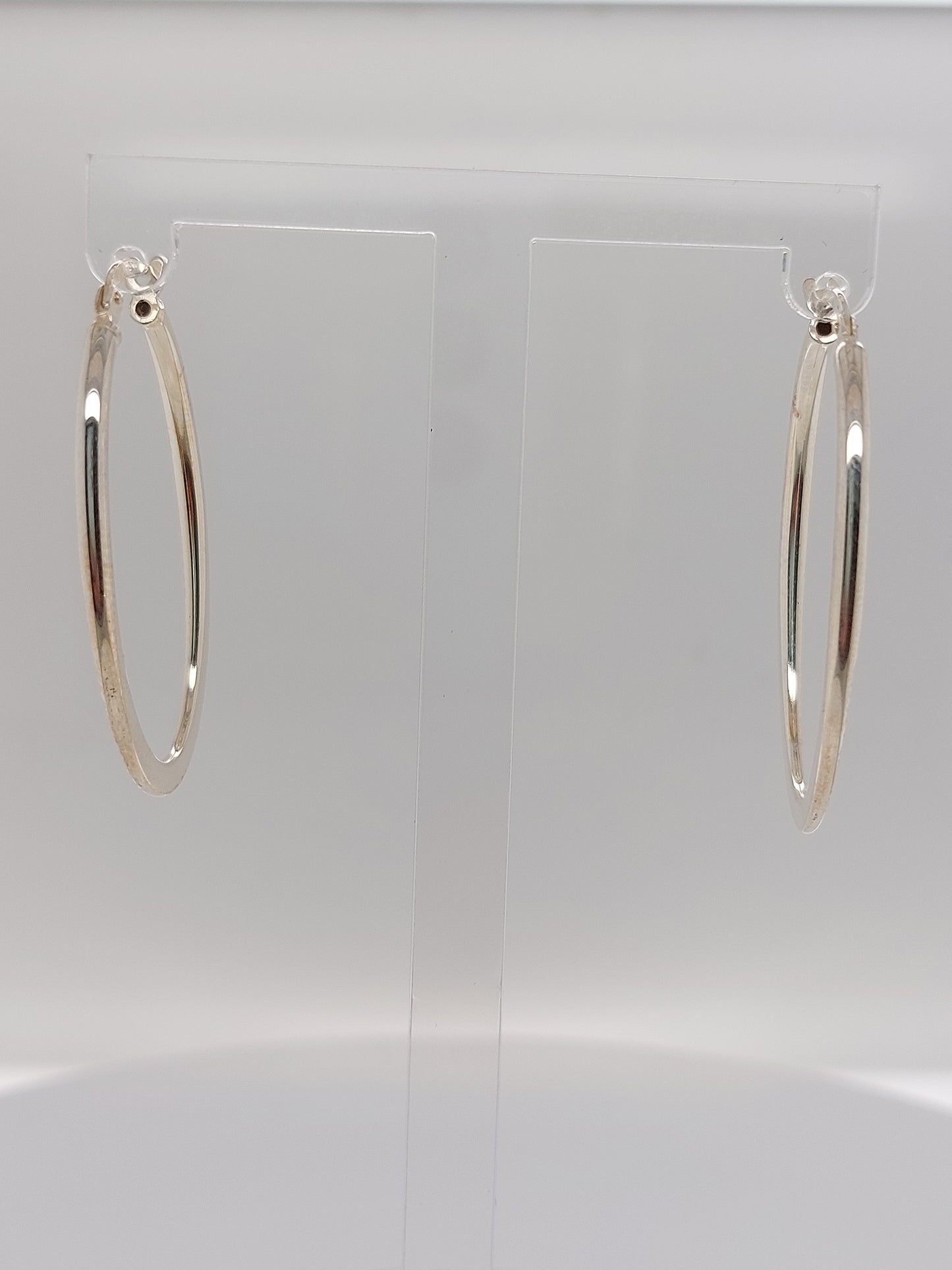Flat Textured Oval Hoops
