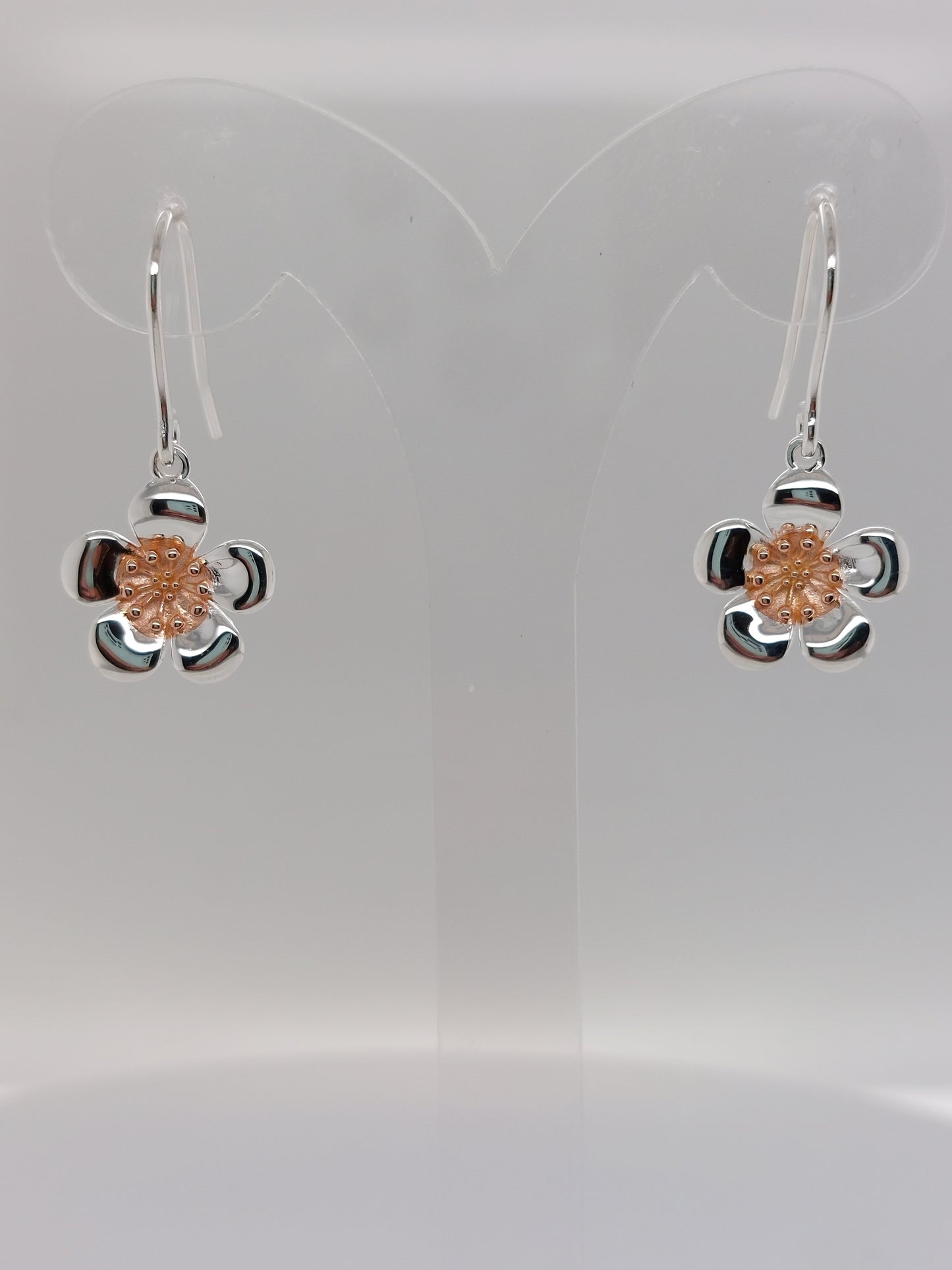Manuka Flower Earrings