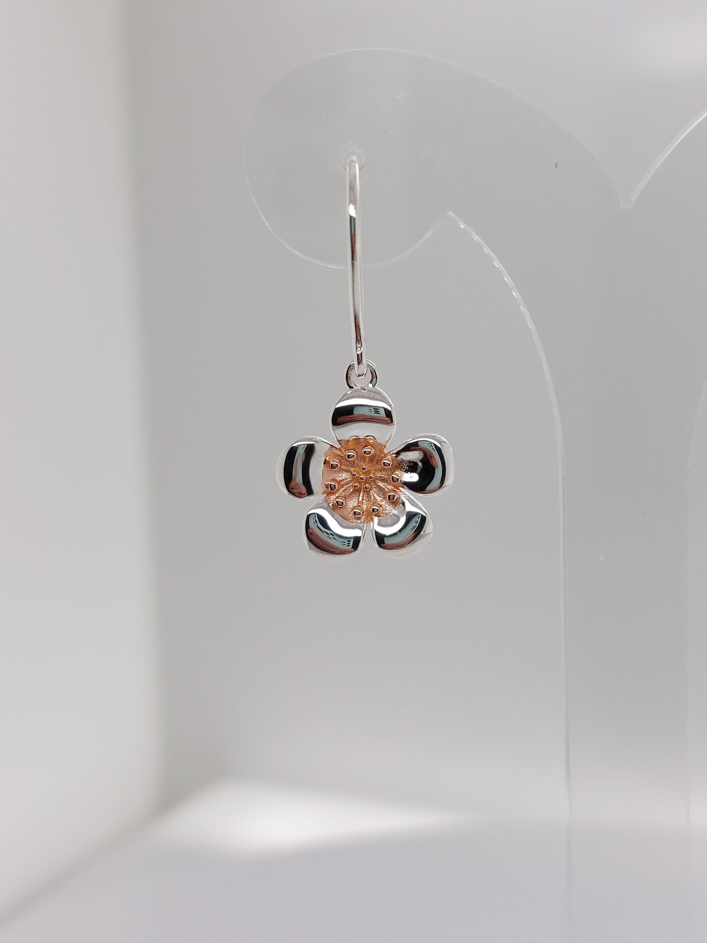 Manuka Flower Earrings