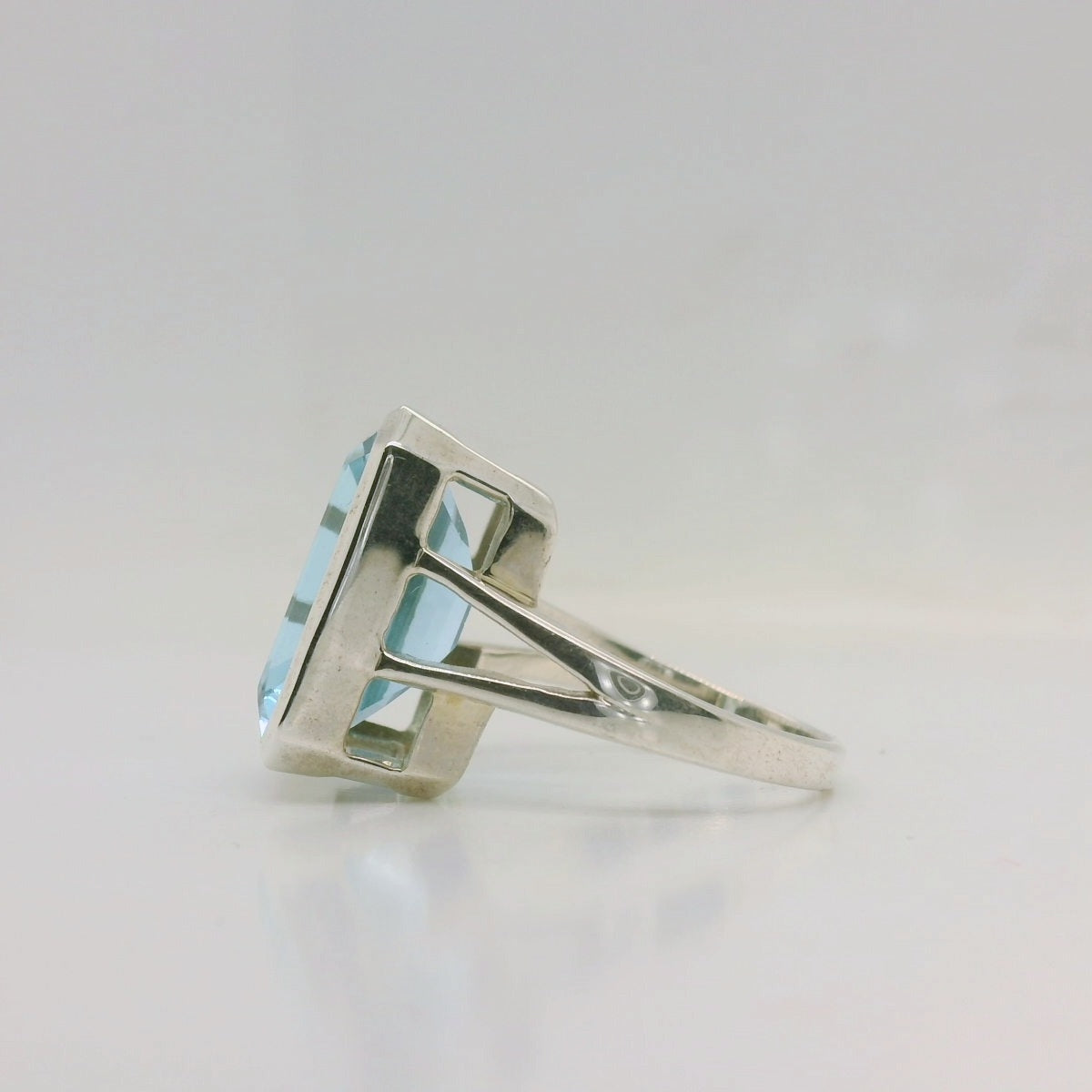 Silver Topaz Ring