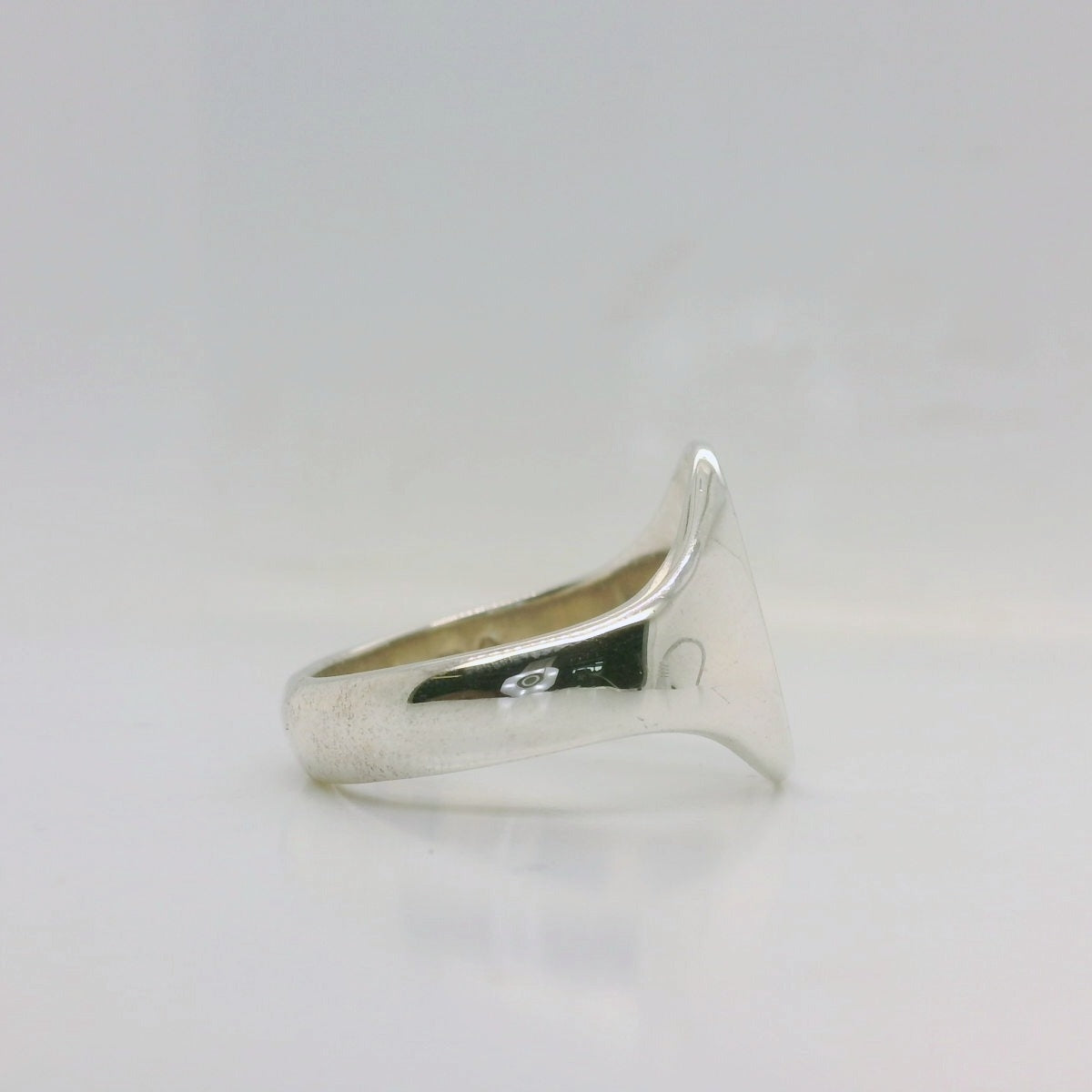 Gents Oval Signet