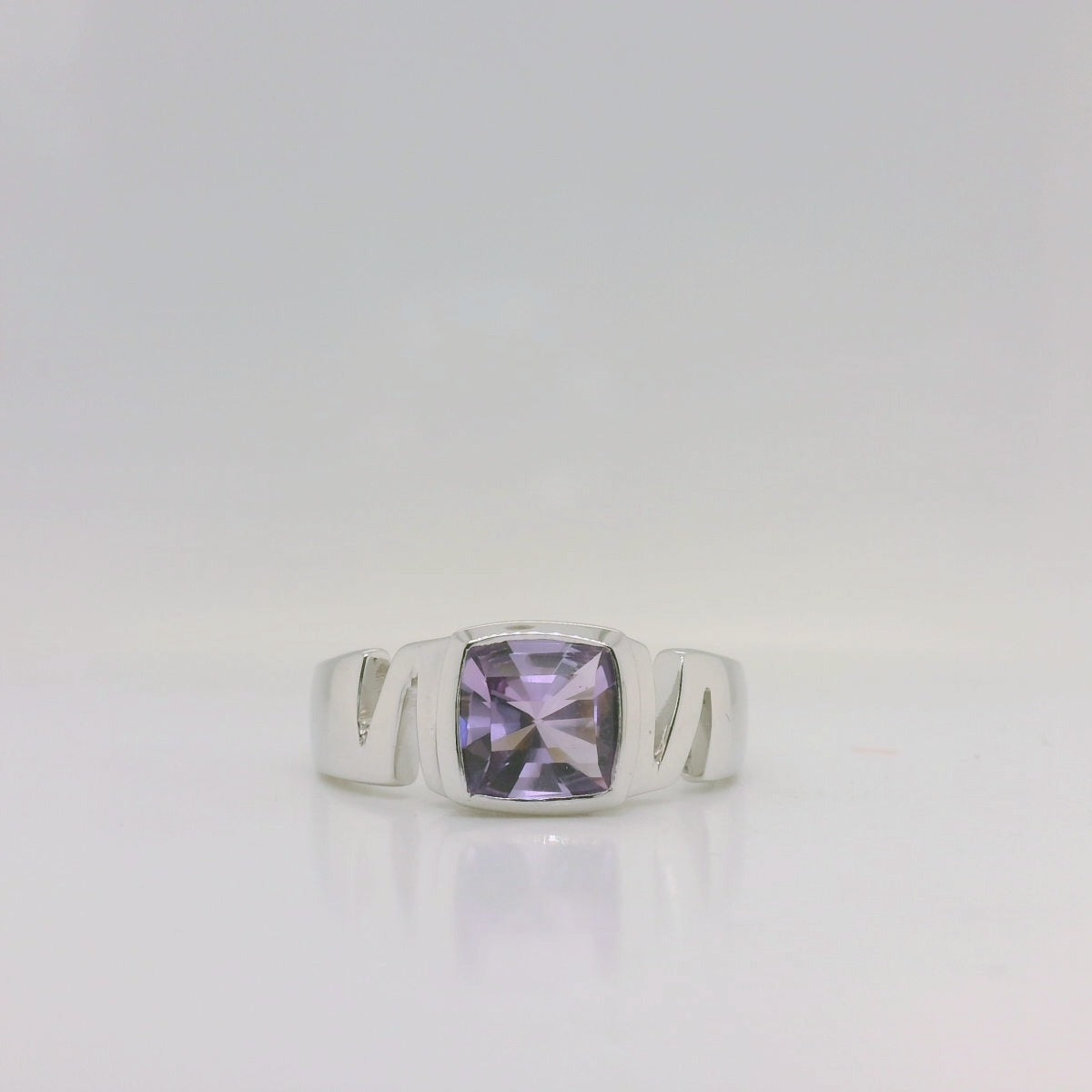 Zig Zag Amethyst Ring