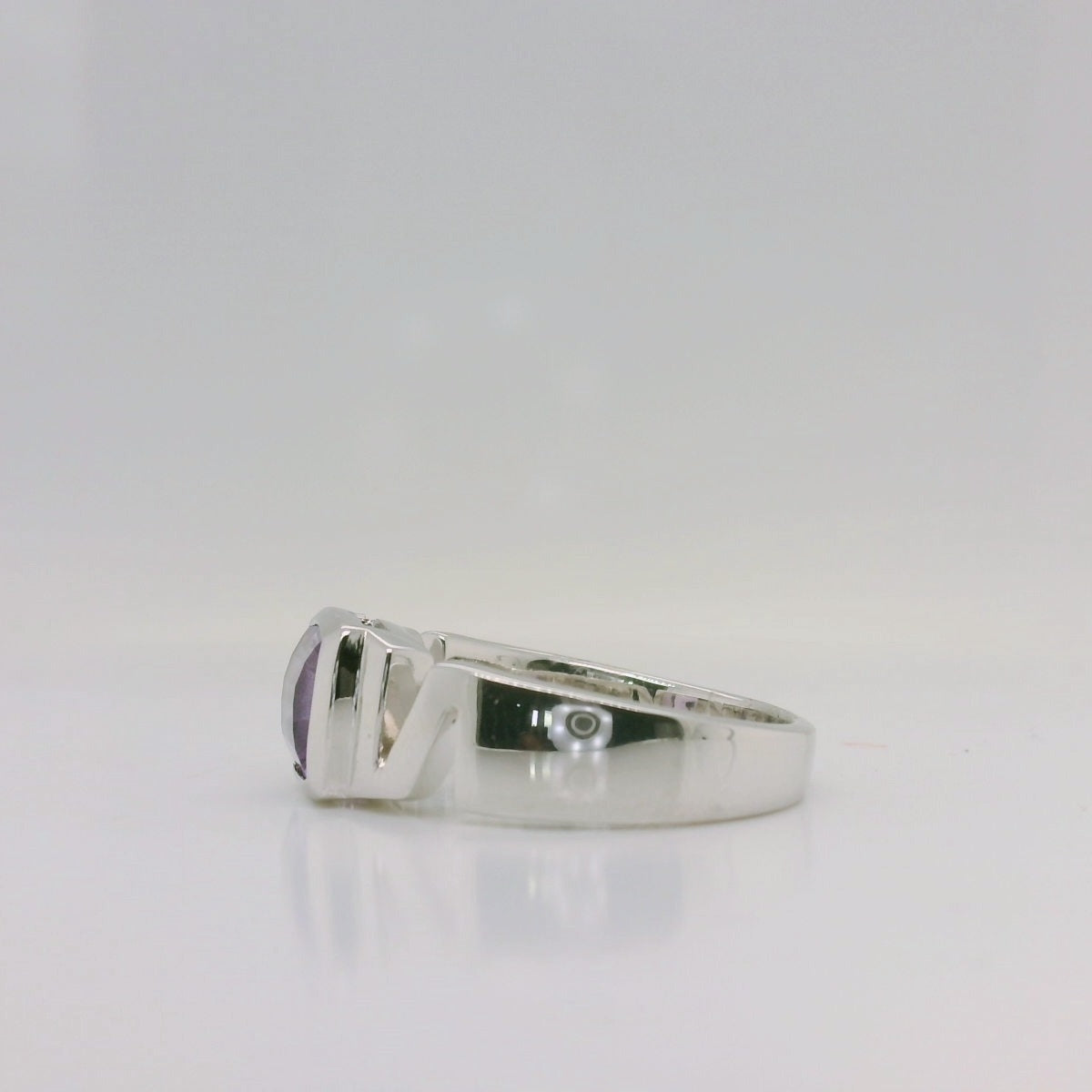 Zig Zag Amethyst Ring