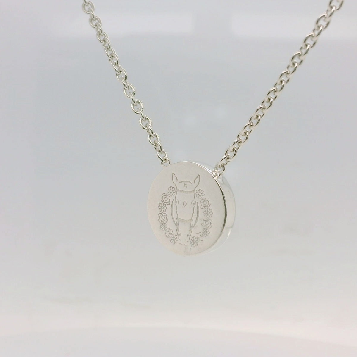 Horse & Wreath Necklace