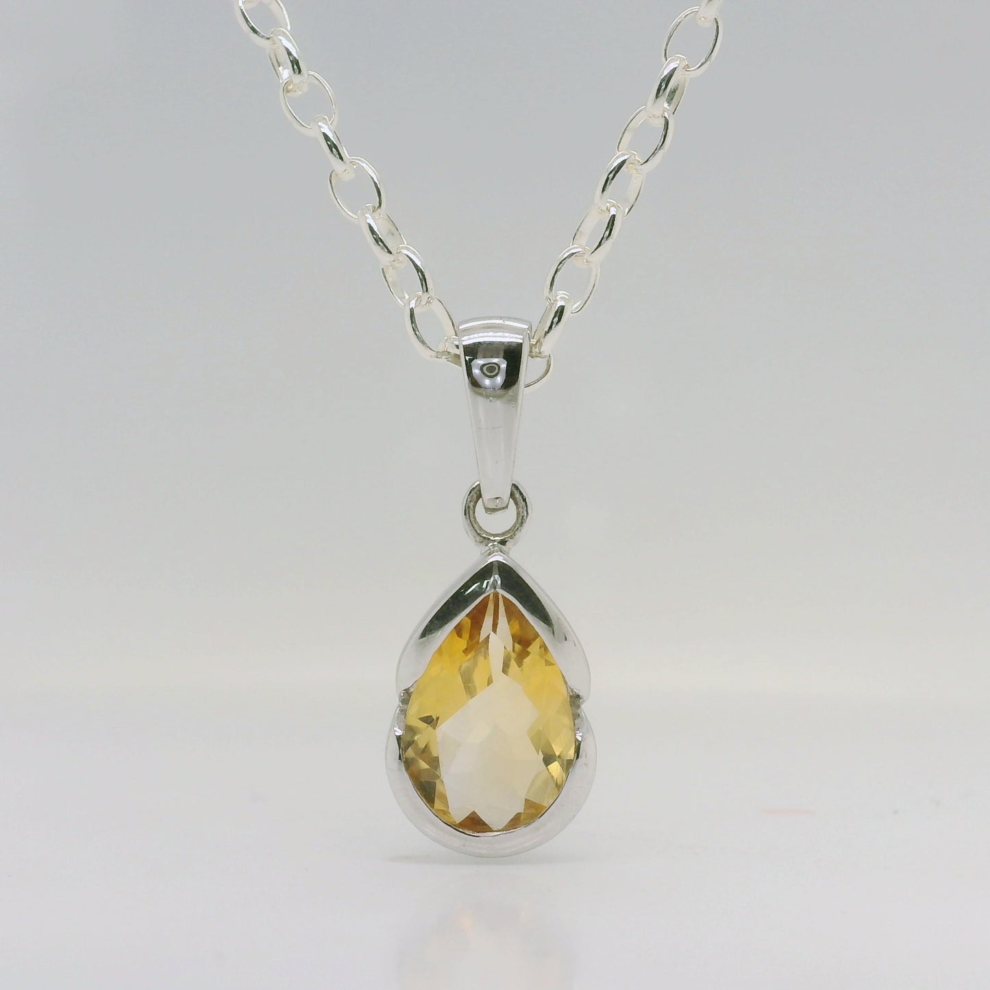 Semi Bezel Citrine Pendant