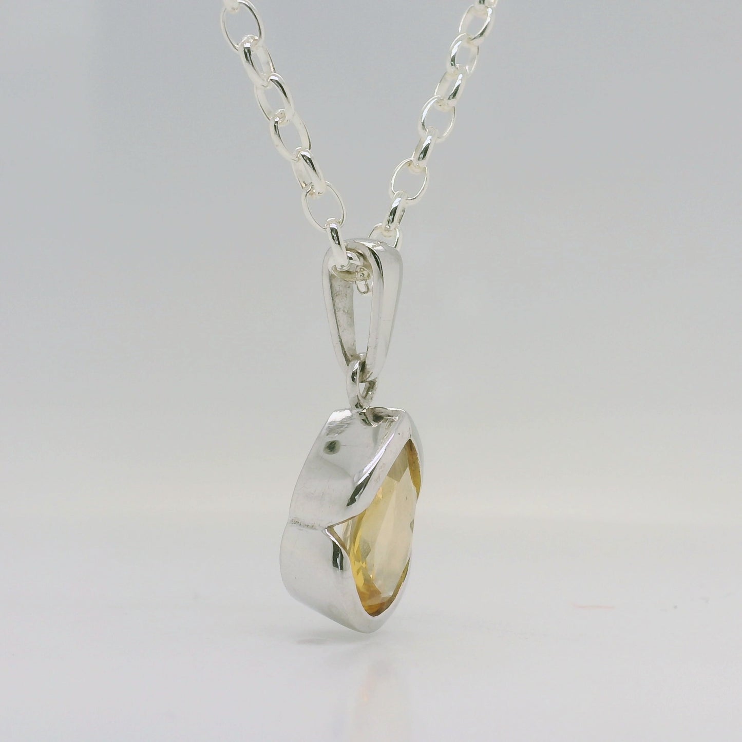 Semi Bezel Citrine Pendant