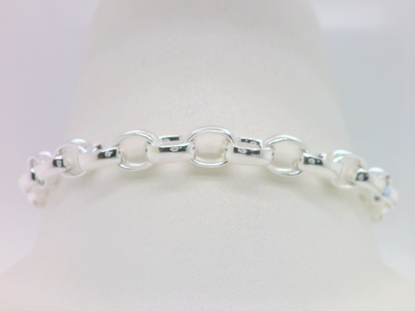Oval Belcher Bracelet