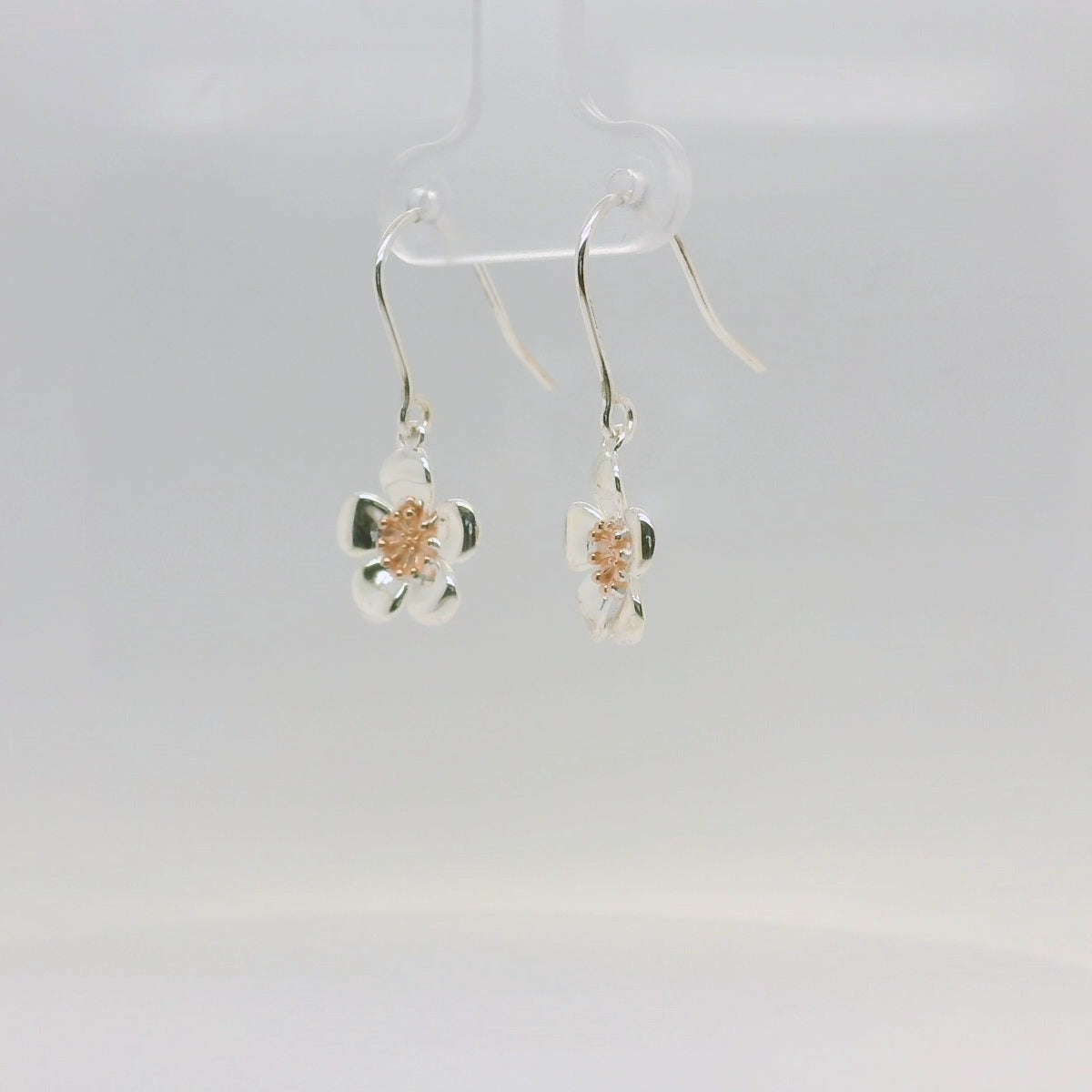Manuka Flower Earrings