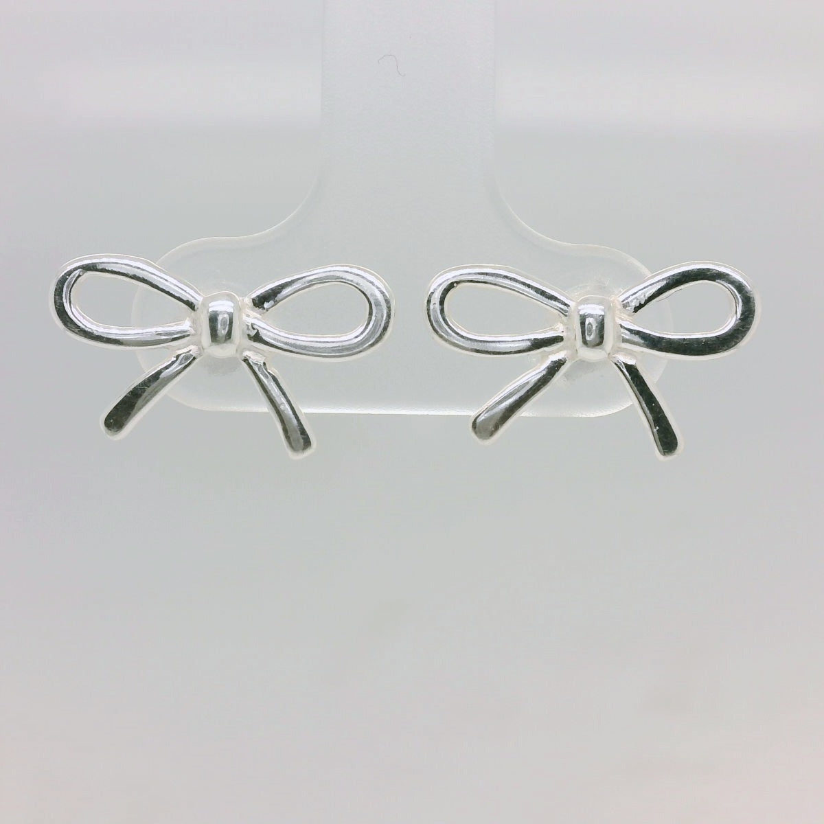 Bow Studs