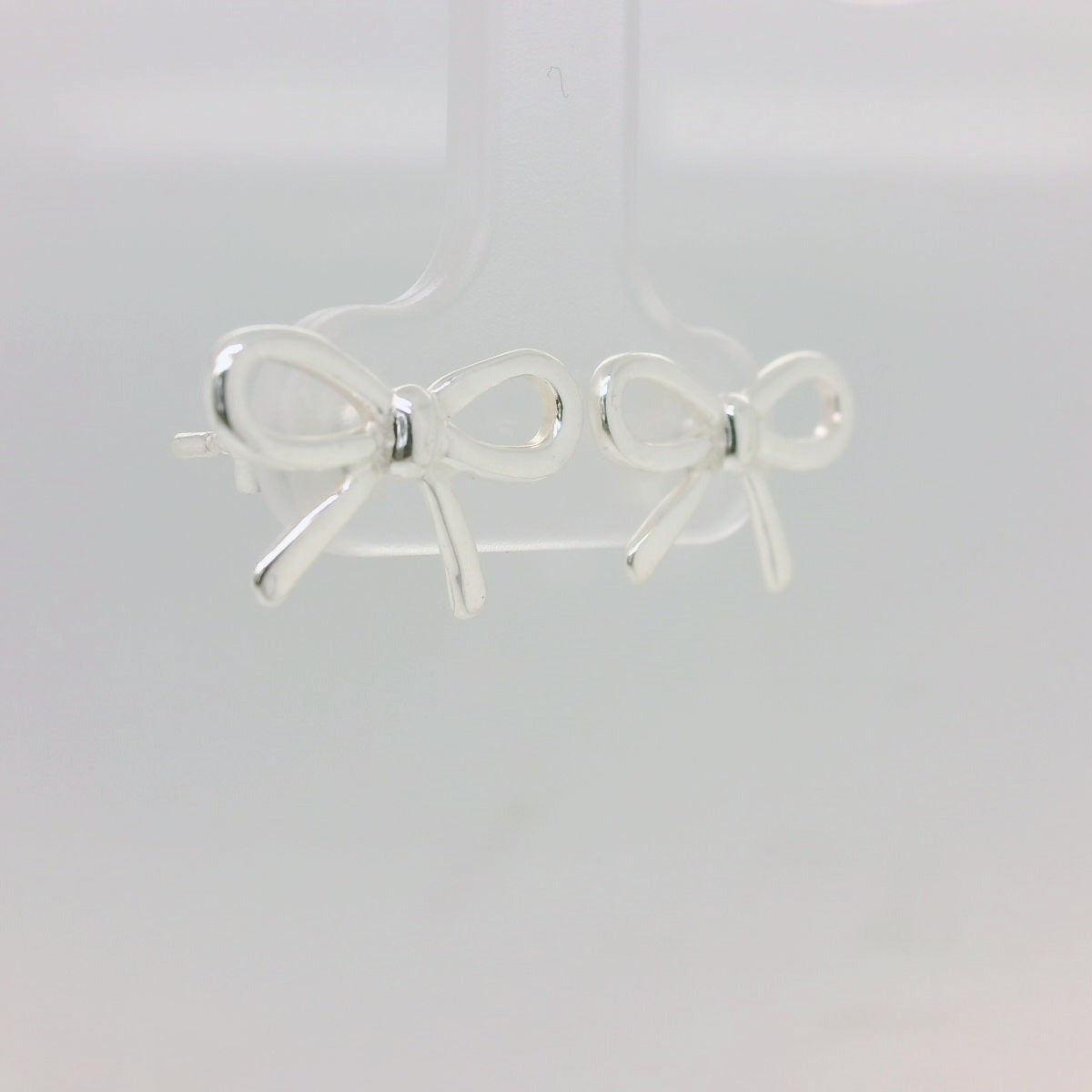 Bow Studs