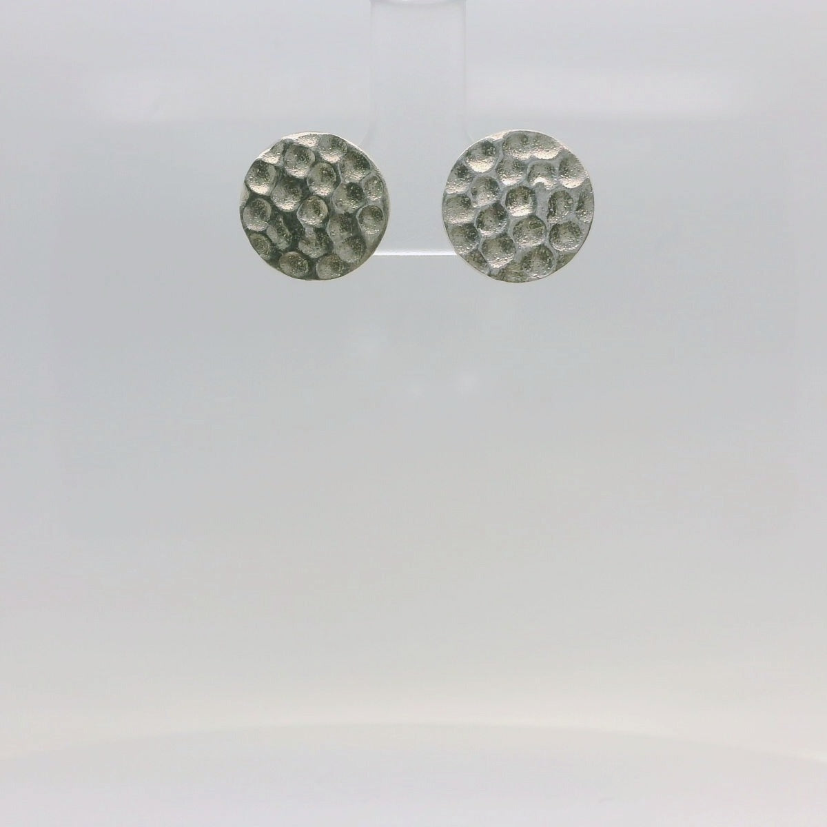 Kauri Texture Studs