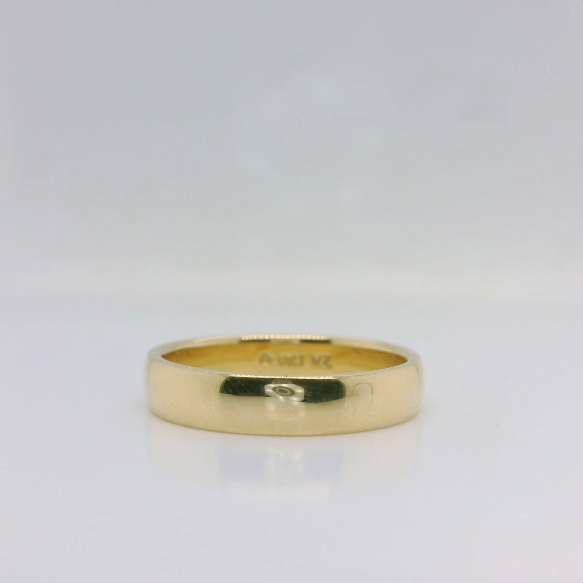 Plain Wedder - 18ct