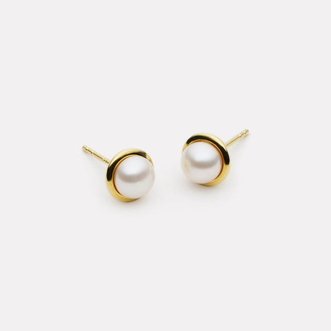 Moonbeam Pearl Stud Earrings - Gold Plated