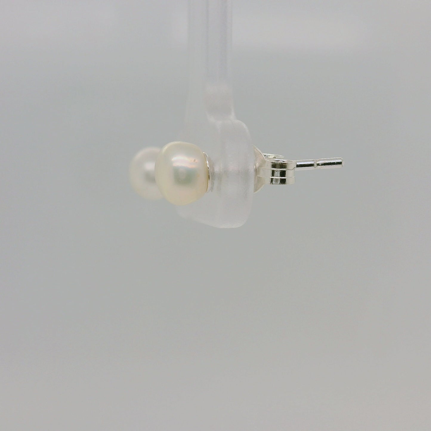 Sterling Silver Freshwater Button Pearl Stud Earrings – 4–4.5mm