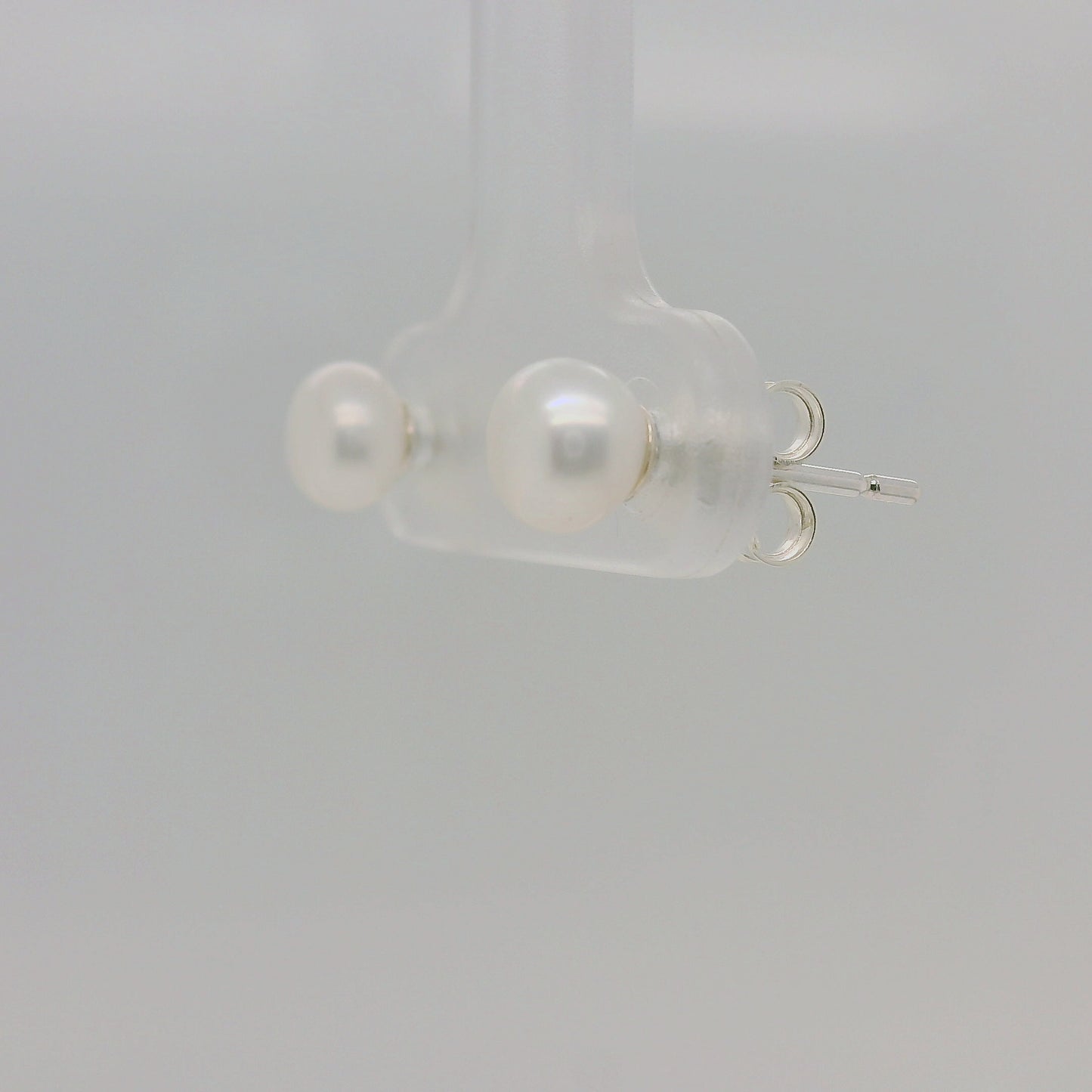 Sterling Silver Freshwater Button Pearl Stud Earrings – 5–5.5mm