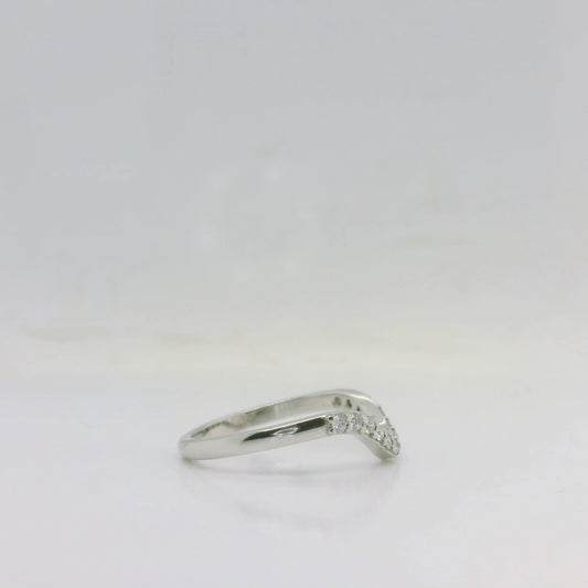 Curved Diamond Wedder