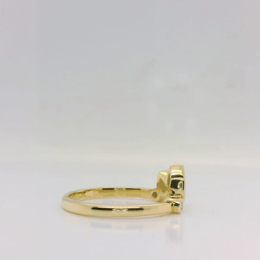 Curved Ring