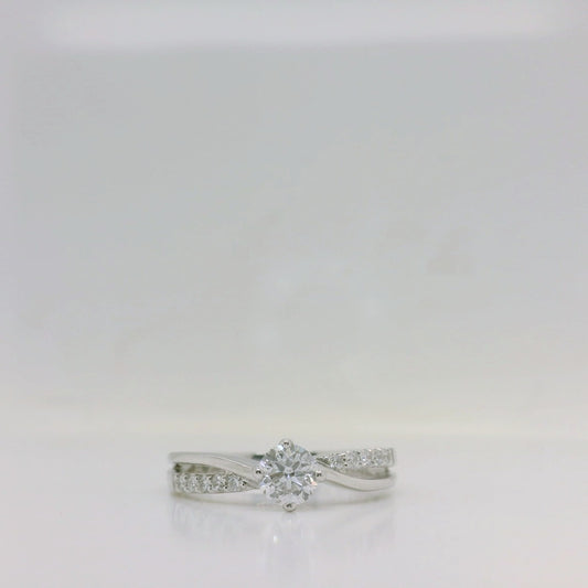 Diamond Double Crossover Ring