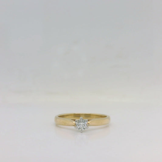 6 Claw Solitaire Ring