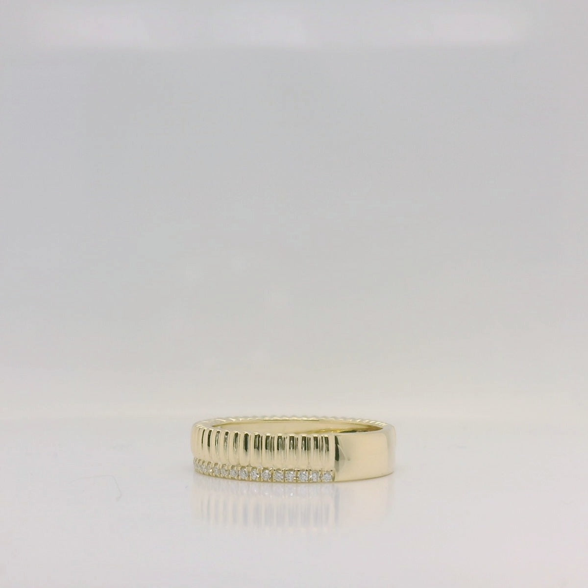 Diamond Patterned Ring