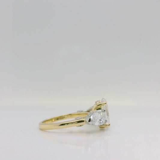 Oval Lab Diamond Trilogy Ring