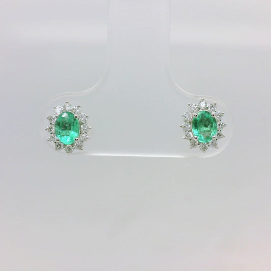 Emerald Diamond Clusters