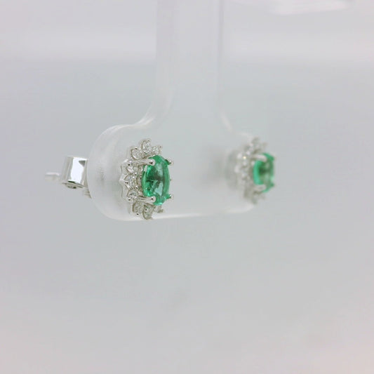 Emerald Diamond Clusters