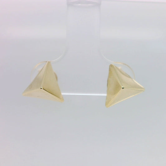 Pyramid Studs