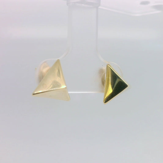 Pyramid Studs
