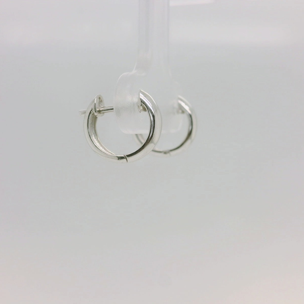 White Gold Huggies