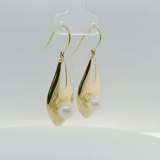 Gold Pearl Drop Earring