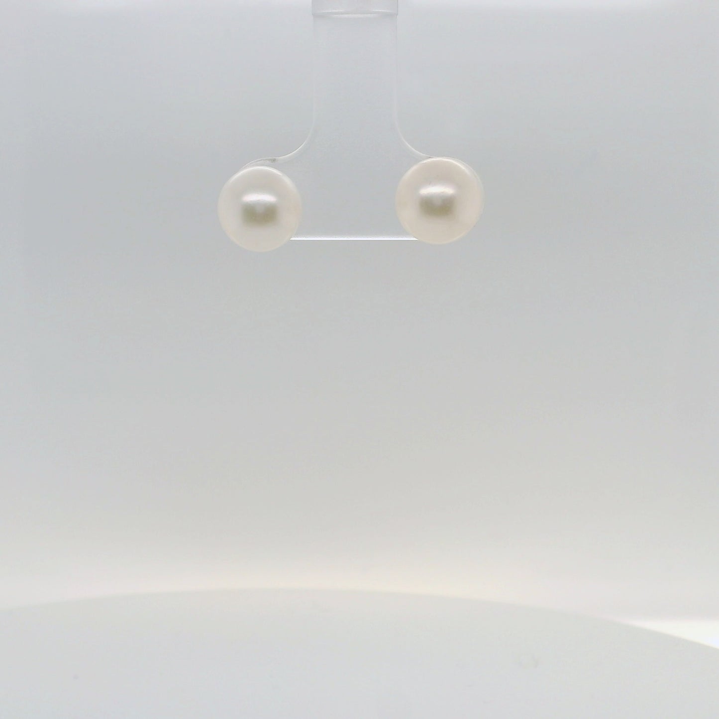 White Round Studs - 8mm