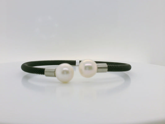 Black Mesh Pearl Bracelet