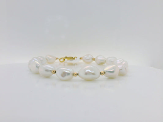 Keshi Pearl & Gold Ball Bracelet