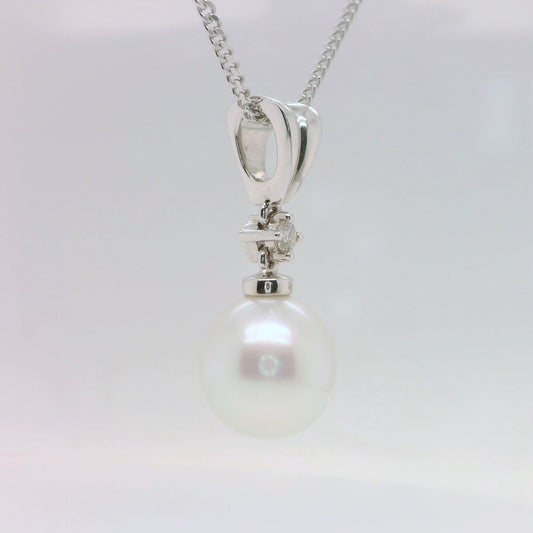 Pearl & Diamond Pendant