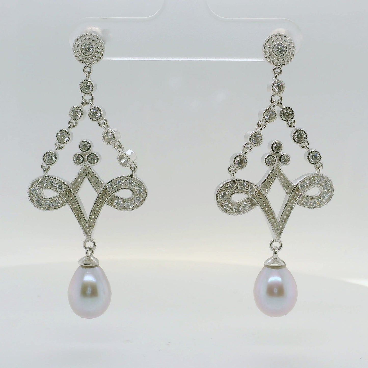 Vintage Pearl Drops