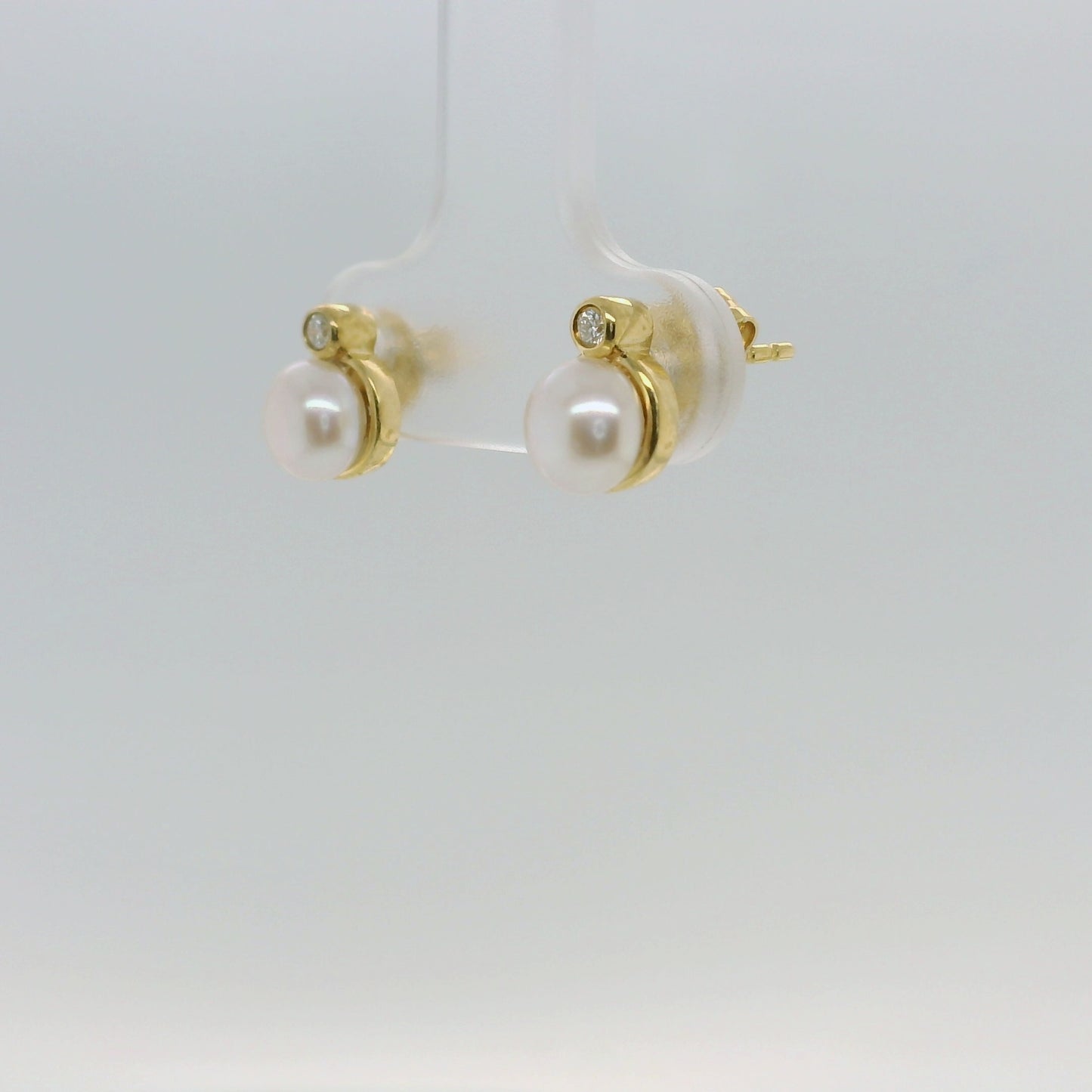 Pearl & Diamond Stud Earrings