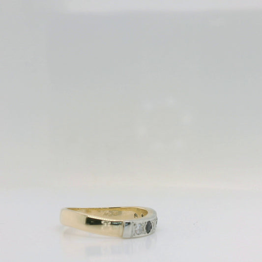 Wavey Sapphire & Diamond Ring